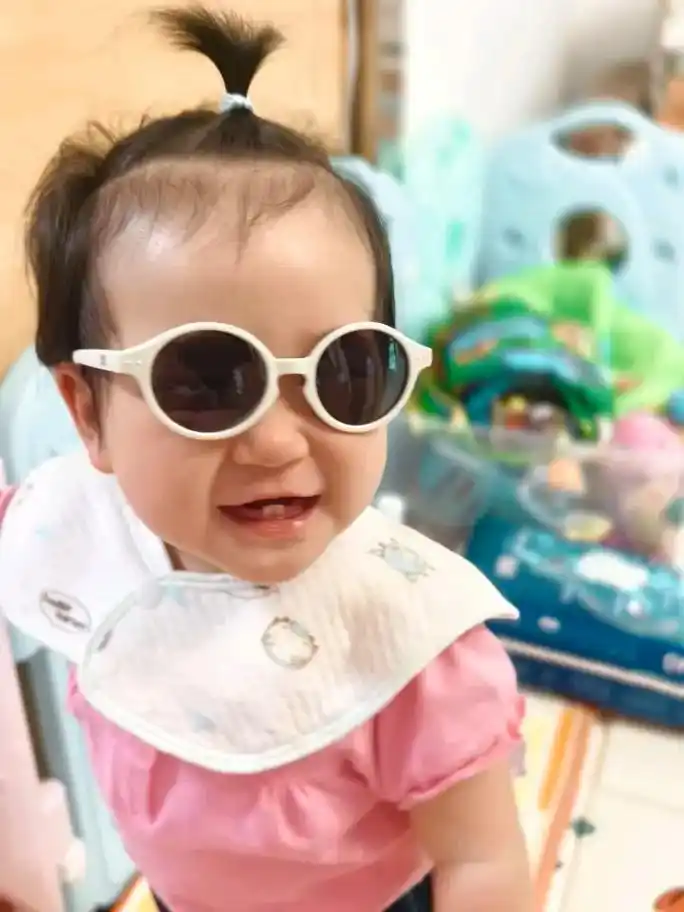 文静的宝宝 慢慢长大 - 抖音