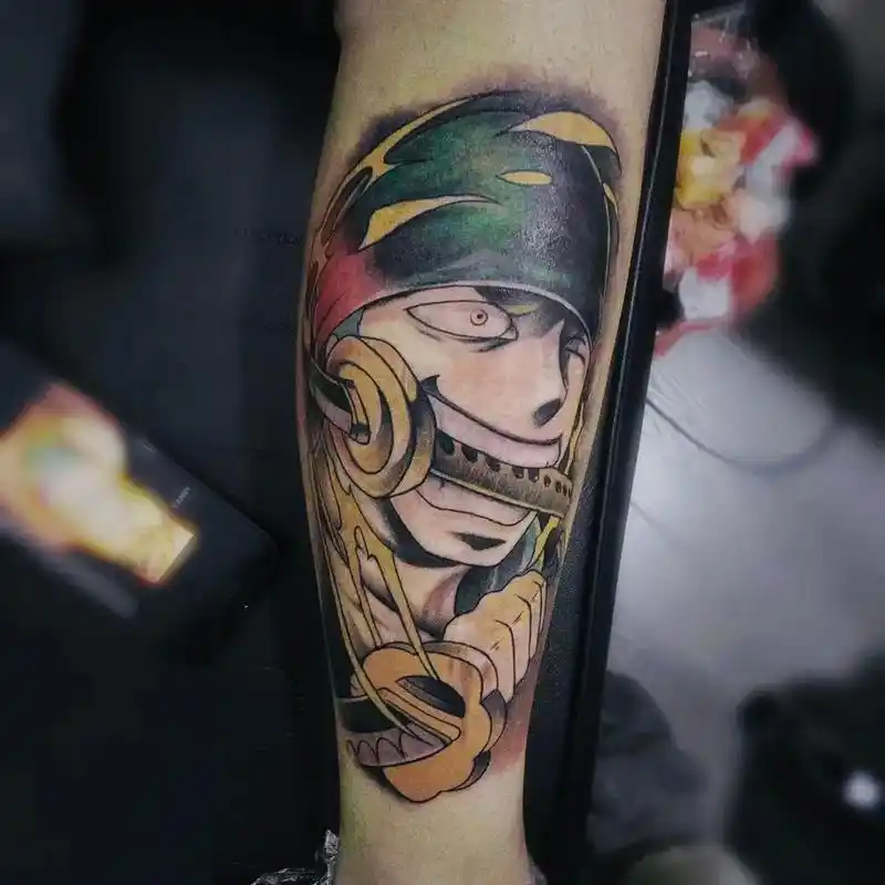 很喜欢#动漫索隆纹身#纹身 #你的男孩 #索隆 #小腿纹身 - 抖音