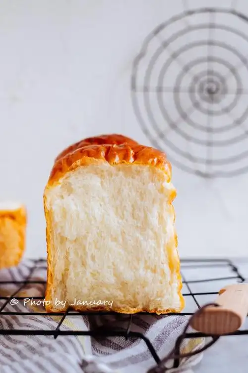 牛奶吐司奶香味十足的吐司