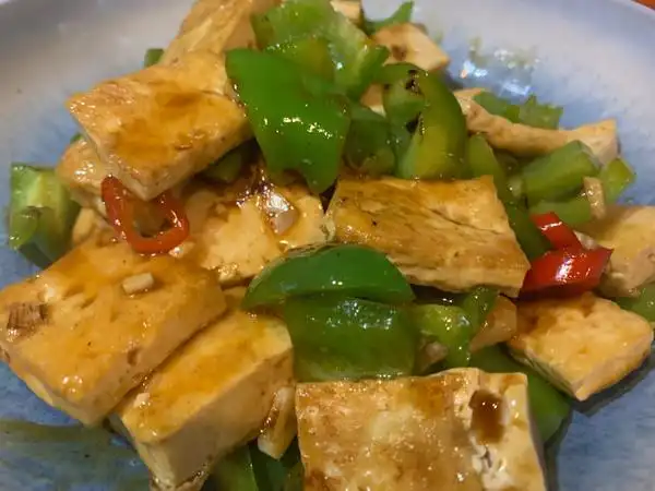 sheesh做的青椒炒豆腐