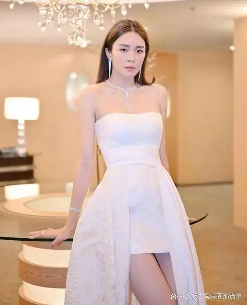 张曦雯:多才多艺的香港女演员,跨越东西的文化使者