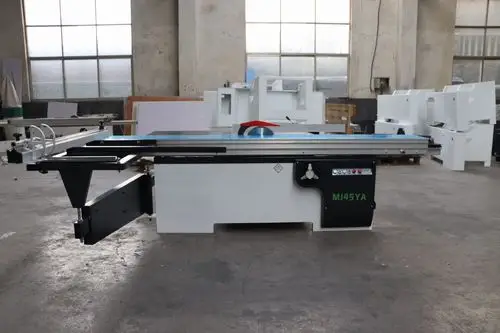 热销木材切割裁板锯推台锯机