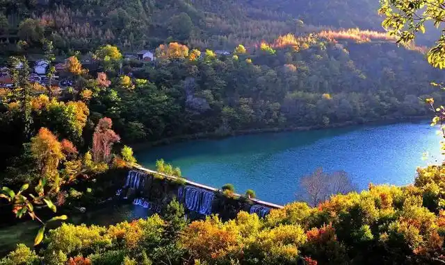 甘肃省陇南市官鹅沟景区正式成为国家5a级旅游景区