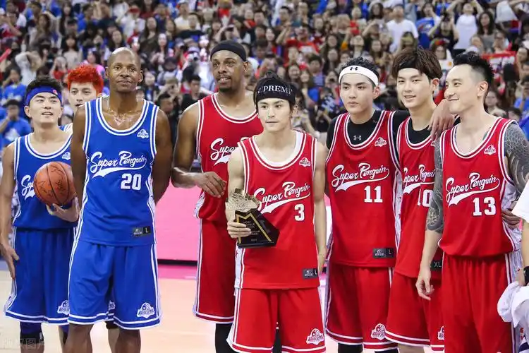 在2015年的竞技运动类明星真人秀节目《中韩梦之队》中,张哲瀚就凭借