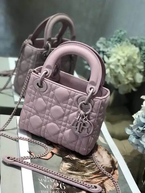 dior迪奥19新款ultramattesoblack磨砂系列戴妃包