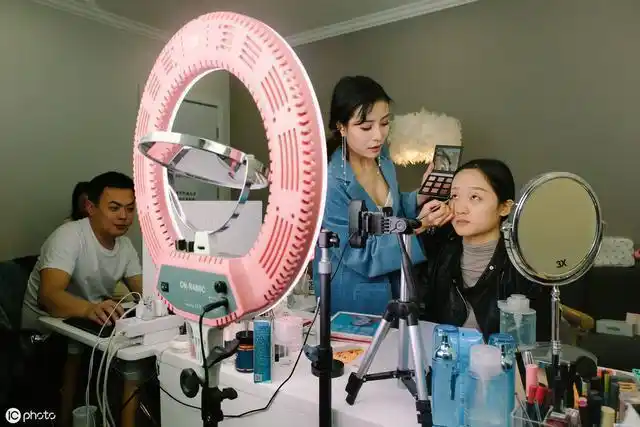 淘宝直播场控一个年入百万的全新职业