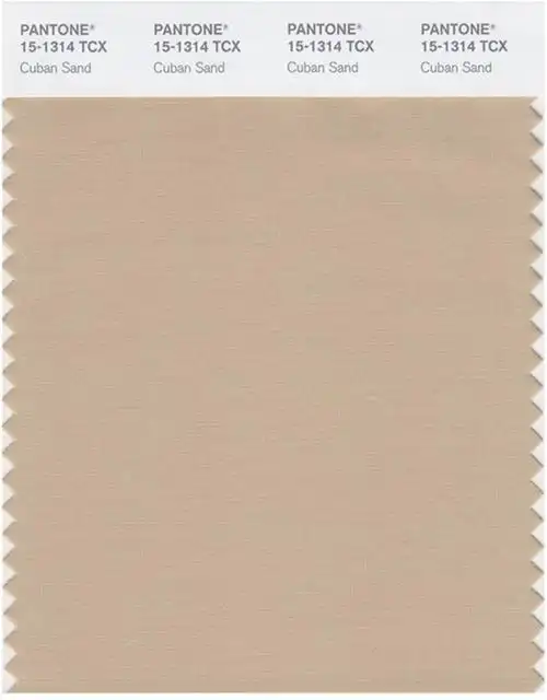 贝嫂大概是全世界最会穿卡其色的女人吧