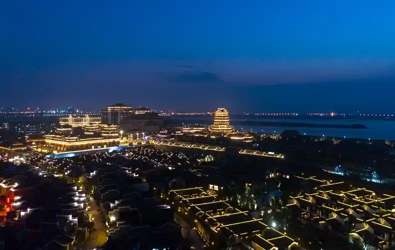 3个月来了30万人新华联铜官窑古镇成为文旅标杆