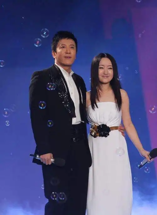 毛宁隐瞒多年的老婆终曝光竟然是大家熟悉的她难怪没娶杨钰莹