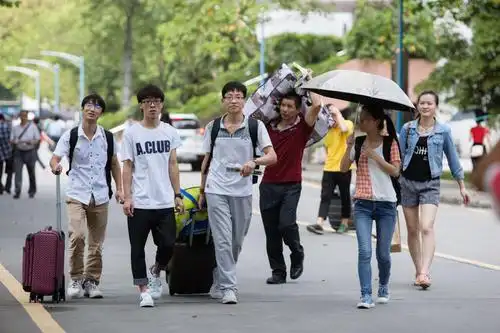 以更独立的姿态迎接大学生活