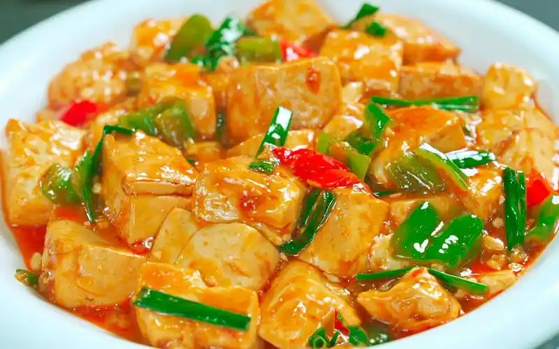 家常烧豆腐好吃的做法,比麻婆豆腐还过瘾,做法简单,家人都爱吃