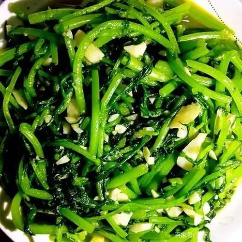 时令蔬菜:蒜蓉茼蒿