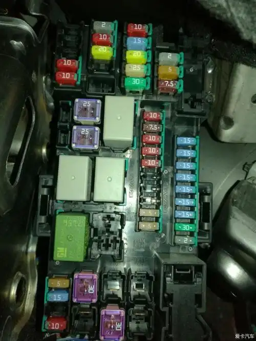 创酷的点烟器的保险丝是哪一个?