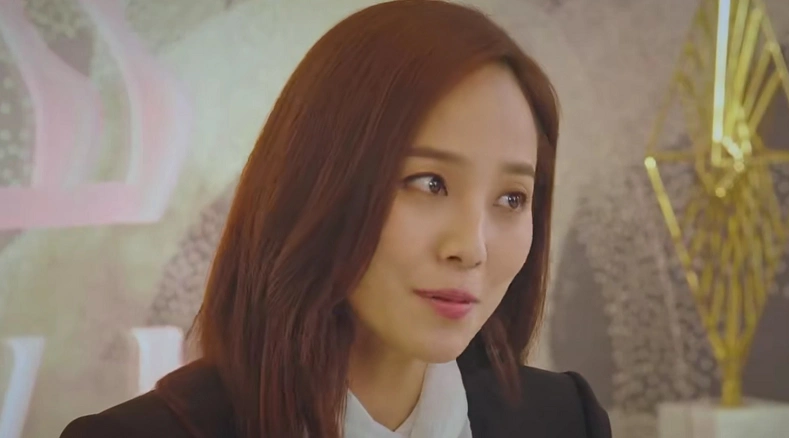 顶楼3:叛徒吴允熙本性不改?偷拿洛根李的巨额遗产,欺骗申秀莲