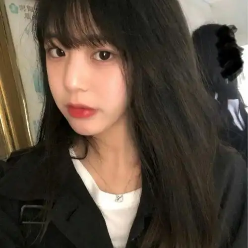 漂亮小姐姐自拍头像