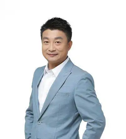 董超电视节目主持人董超,深圳广电集团首席主播,都市频道《第一现场》