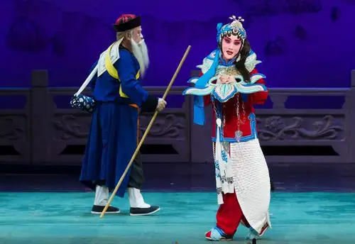 "苏三离了洪洞县"这一段,已经成为全民k歌的戏曲名段之一.