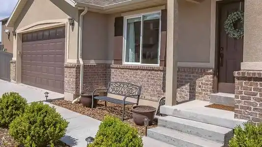 拐角楼梯立面图图片