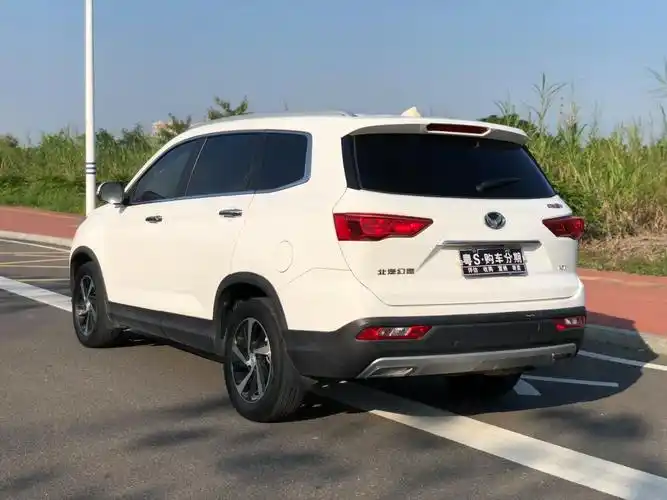 北汽幻速 s7  2018款 1.5t 自动尊享型图片