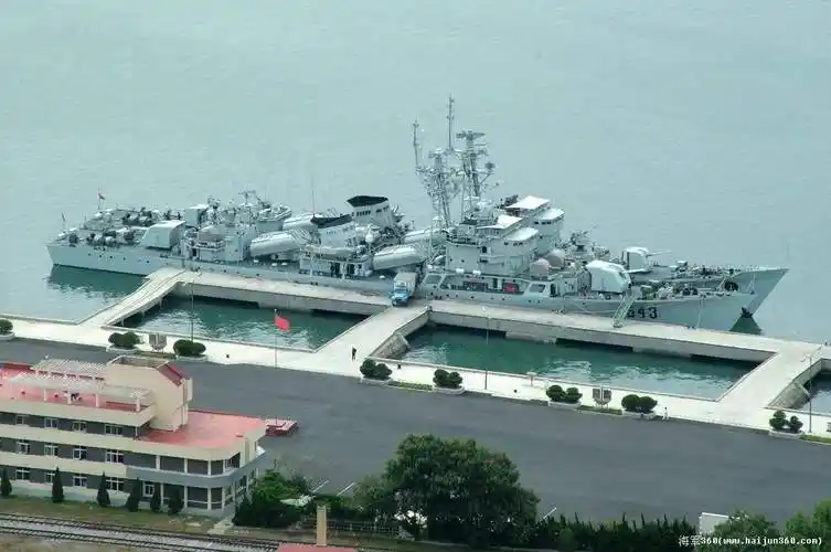 而053h1型护卫舰还有4艘,分别是533舰,534舰,543舰,545舰,553舰,555舰