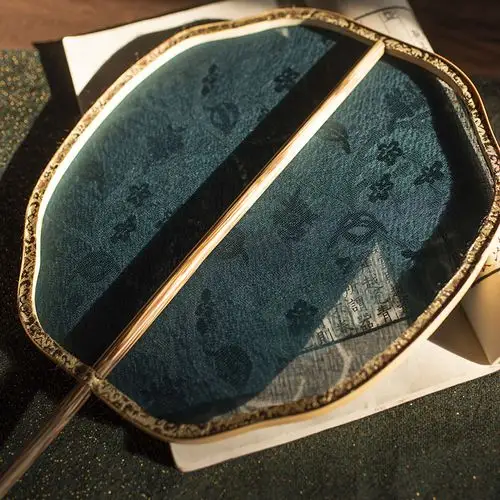 真丝宫扇流苏定制汉服古风复古通柄丝花丝竹扇子