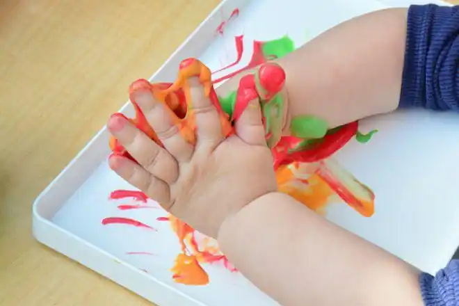 怎么用食用色素自制安全无毒幼儿手指画颜料步骤图解