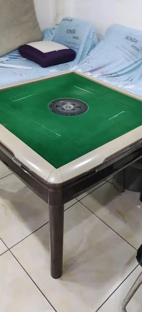 海口地区转让二手8成新麻将机