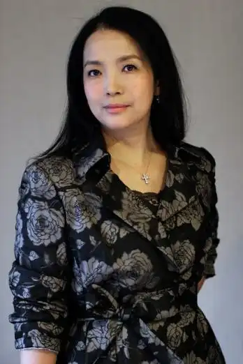 一婚遭抛弃,二婚丈夫猝死,42岁三婚嫁孙海英,吕丽萍的情史太精彩