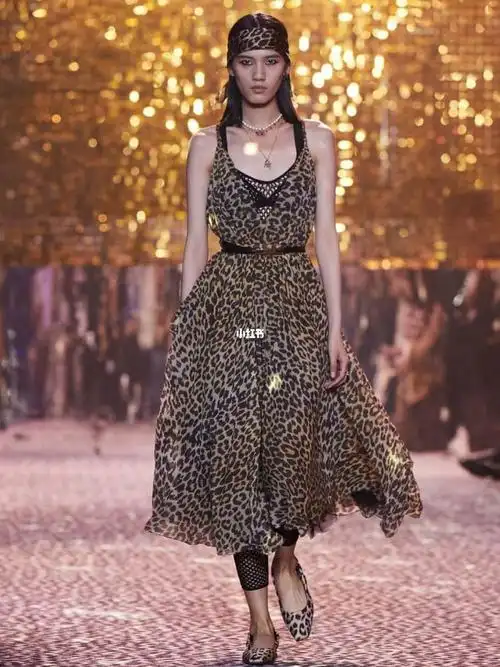 dior 2021早秋女装大秀,是你喜欢的风格嘛?