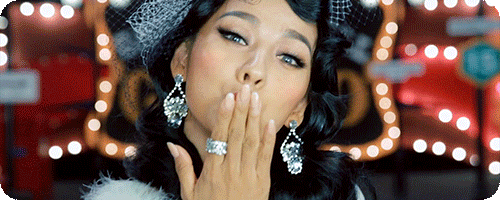 李孝利goingcrazy飞吻可爱性感韩星gif动图_动态图_表情包下载_soogif