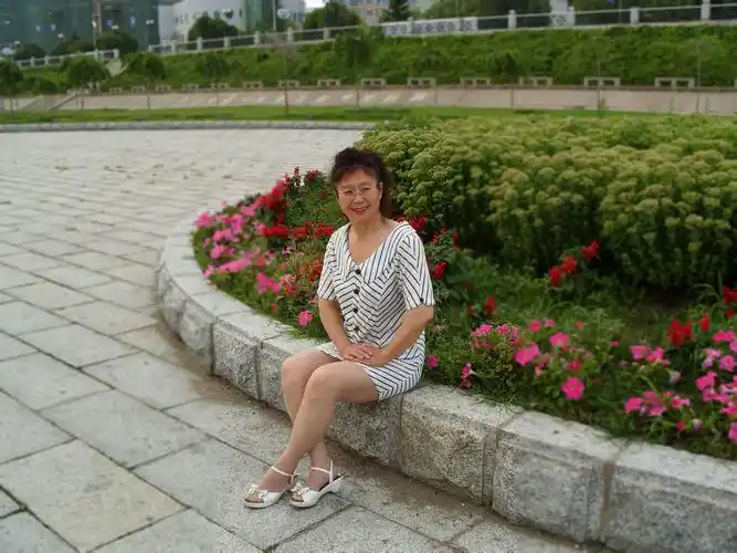 55岁离异女征婚照片(id:52167693)_吉林吉林征婚交友_珍爱网