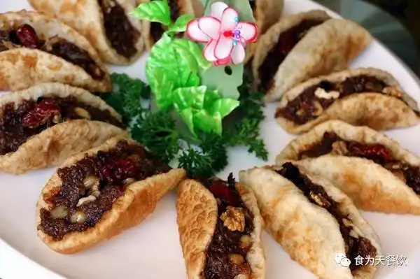 在武威,记忆里的端午叫"油饼子卷糕"!