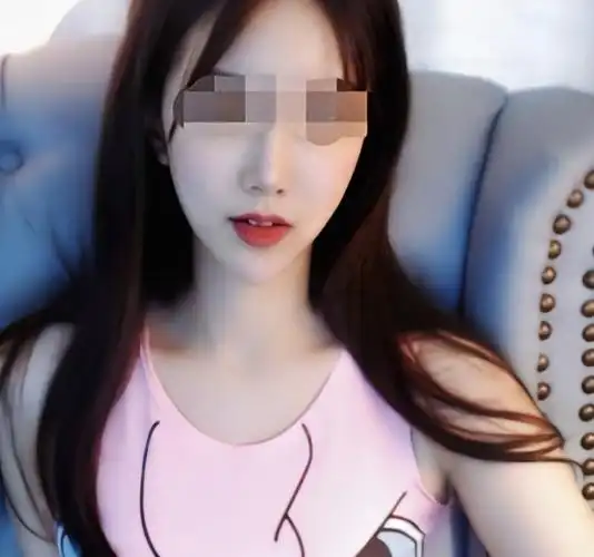 浙江小伙打赏女主播80万后悔,又骗回21万元,因诈骗罪获刑.