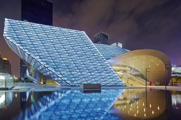 博物馆照明之深圳市当代艺术与城市规划馆深圳有没有当代艺术埃克苏邀