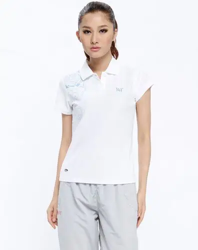 女款白色印花翻领短袖上衣