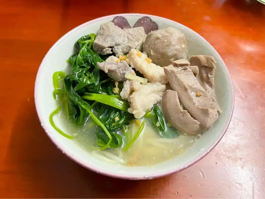 猪杂汤面,汤鲜肉嫩,既好吃又健脾补肾补气血