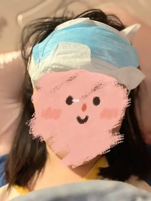 发烧之后买不到退热贴卫生巾也挺好用