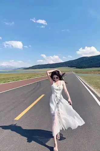 穿越深山峡谷从独山子到库车的独库公路/ 独库公路 /76///一定