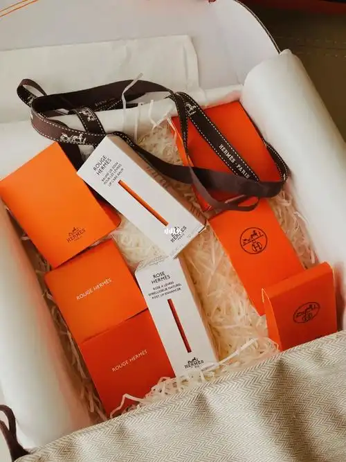 秋天和橙橙的爱马仕最配!霸气包装!嗲嗲的!