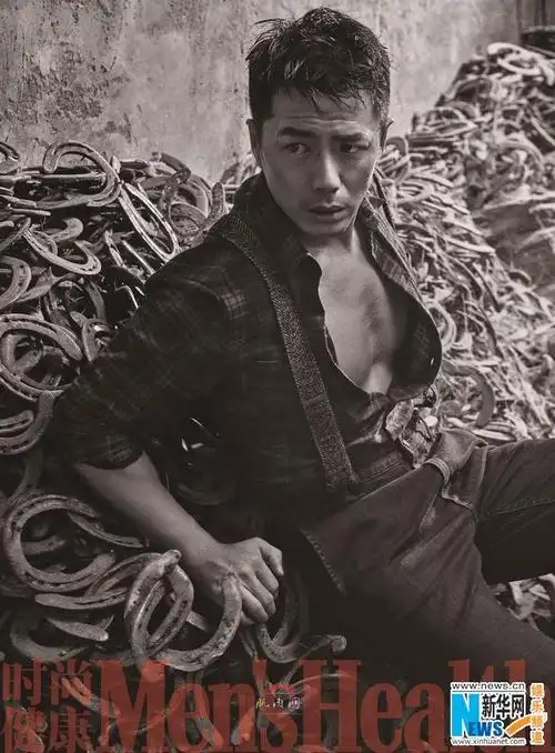 段奕宏《menshealth》秀肌肉