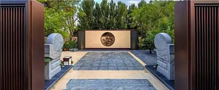 水岸华庭照壁照见新中式建筑气度非凡