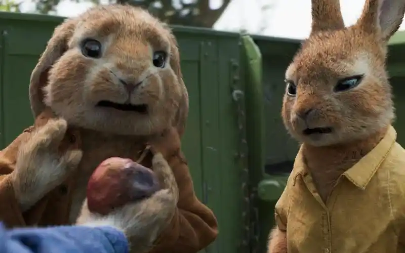 1080p比得兔2逃跑计划萌兔子离开田园生活上演城市逃亡大冒险真官方