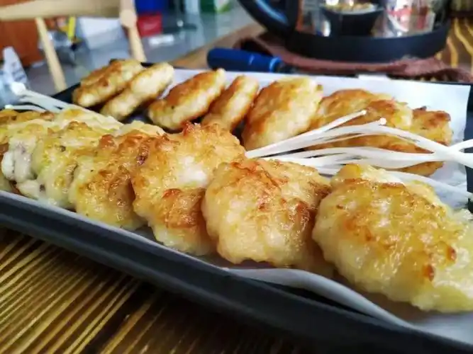 手打墨鱼饼178元三斤口感爽口弹牙回味无穷