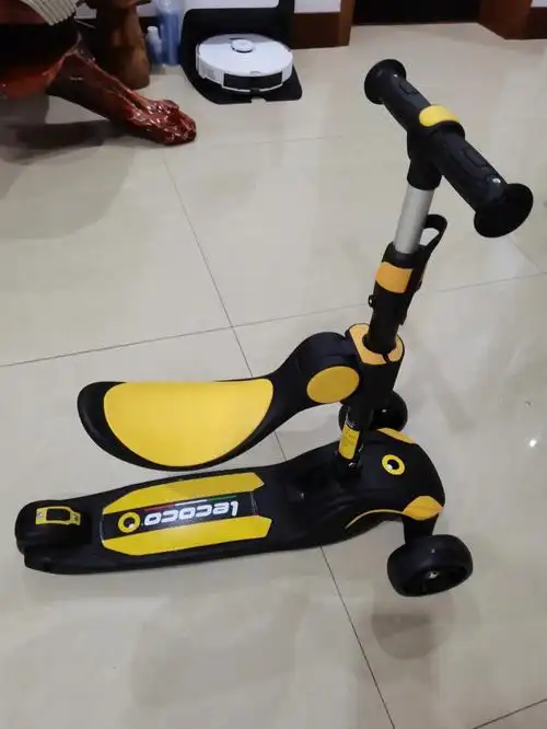 团团的第一辆滑板车