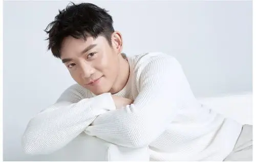 草然堂面膜系列代言人 郑恺