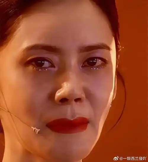 阳光信用超话#韩国整容##秋瓷炫#秋瓷炫的五官怎么全变了……是因为