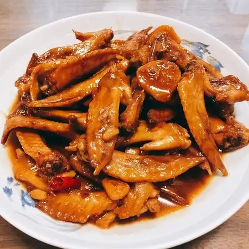 红烧鸡翅尖