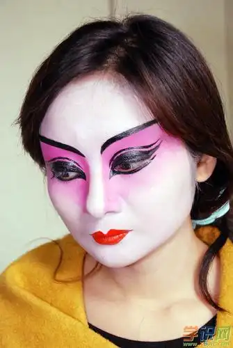 业余旦角化妆图