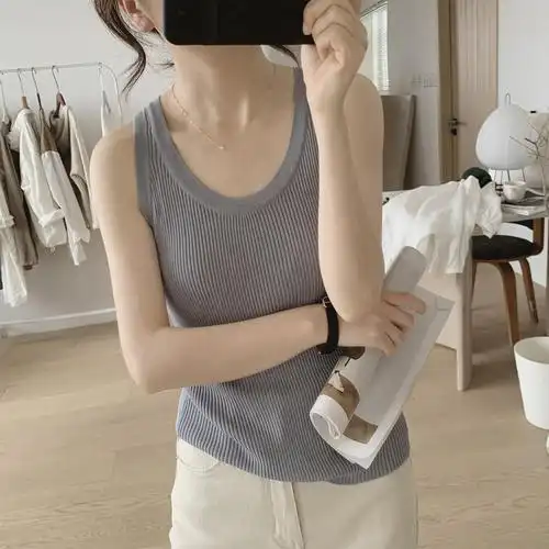 女士针织衫背心打底