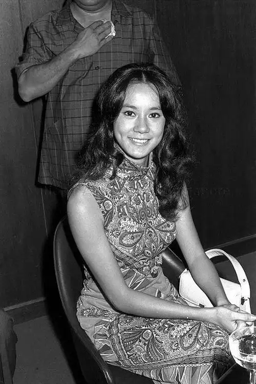 陈陈的相册-苗可秀